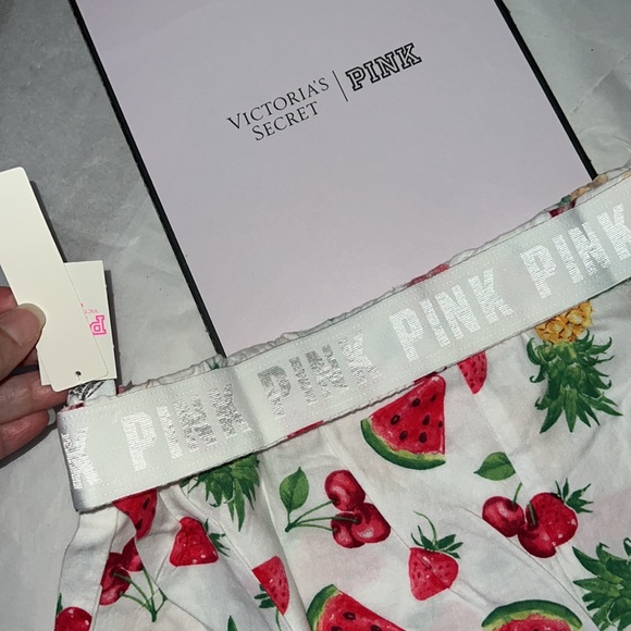 (XS) Victoria’s Secret Pajama Sleep Short - Picture 3 of 12